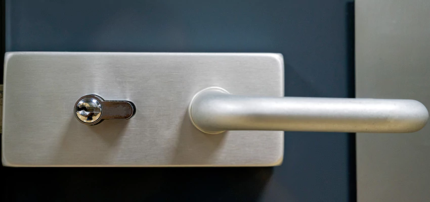 Change Patio Door Locks in Linda, California